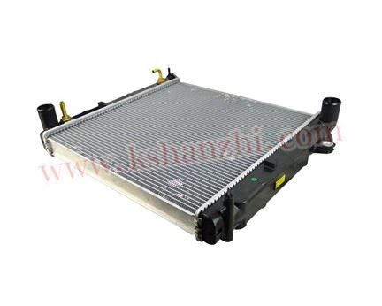 Autoiekrāvēja daļas ūdens radiators TCMT9 / S6S, H243C2-10202